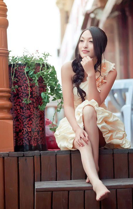 国際結婚中国女性プロフィール写真